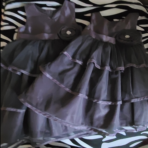 🥁2/$35 4-5 yrs-Heirloom gray tulle list - Picture 13 of 15